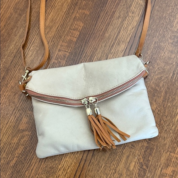 Vera Pelle Handbags - VERA PELLE Cream Crossbody Bag